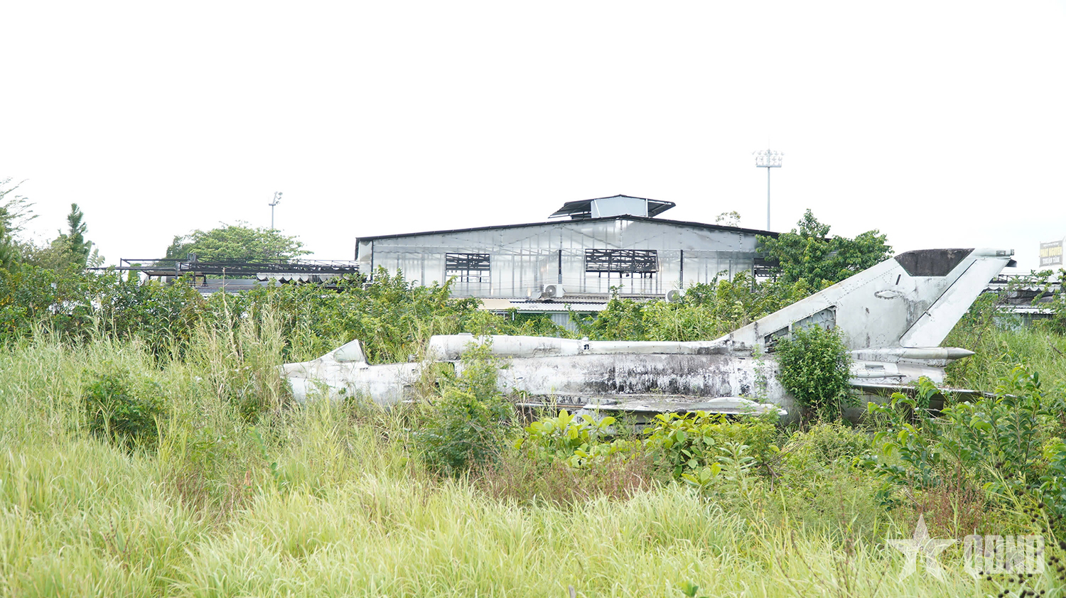 Cà Mau: Tiếp nhận, bảo quản và phát huy giá trị máy bay MiG-21 tại phường An Xuyên